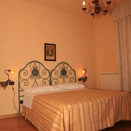 Casa Botti Oda ve Kahvaltı *