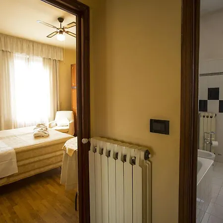 Casa Botti Oda ve Kahvaltı *